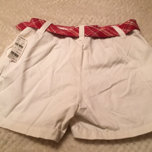 B. Moss Shorts & Belt Size 8 NWT - Picture 4 of 5